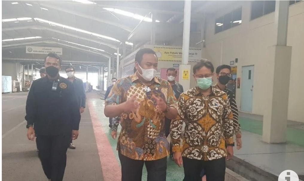 Menkes Apresiasi Proses Produksi PT PHC Indonesia MM2100